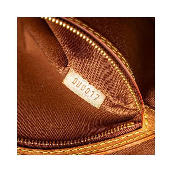 Pre Loved Louis Vuitton Monogram Batignolles Horizontal - Picture 6 of 8